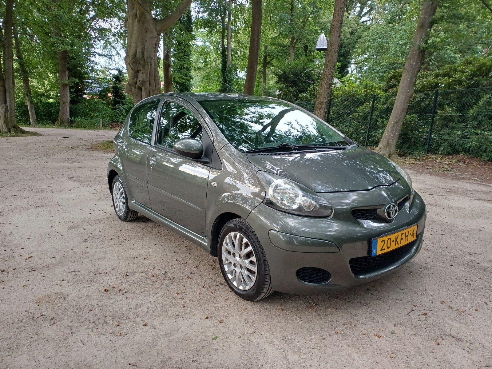 Toyota Aygo 1.0 12V Vvt-i 5DRS 2009 Airco NAP NWE APK, Auto's, Toyota, Voorwielaandrijving, Zwart, 4 stoelen, 68 pk