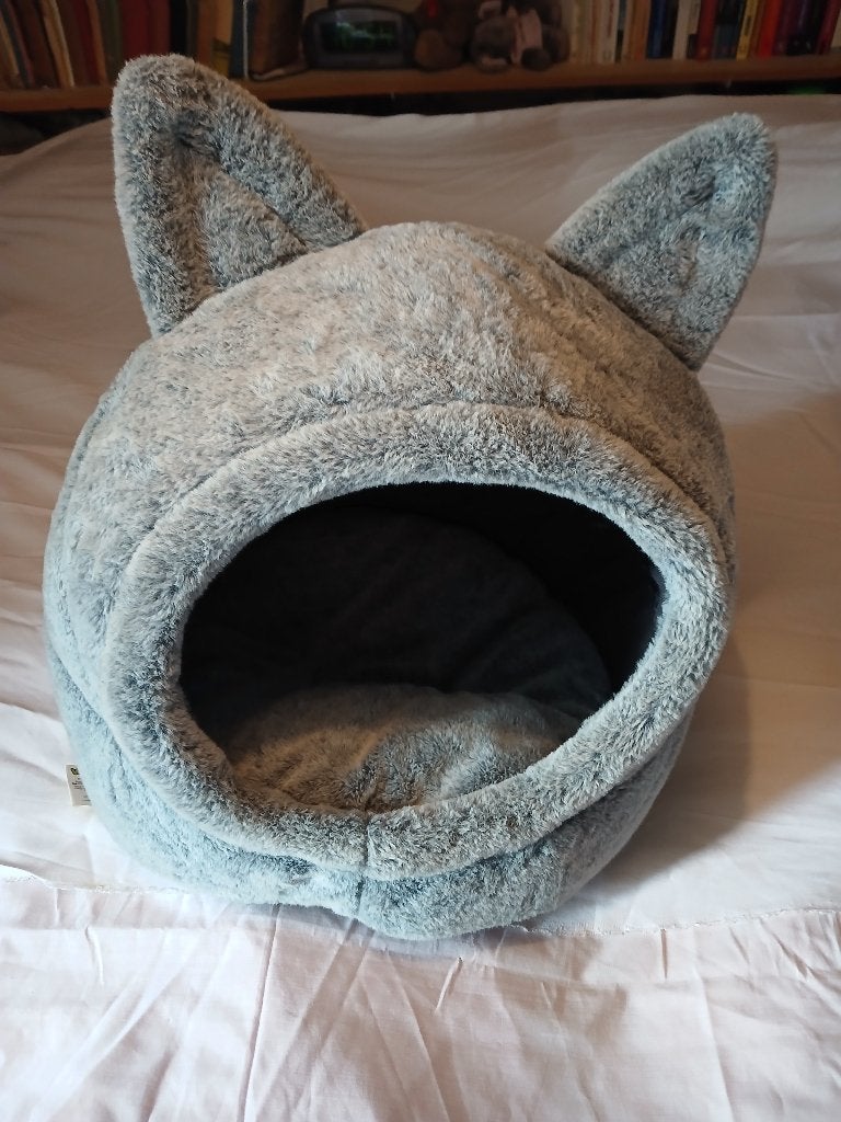 echt heerlijk zachte grijze kattenmand met een kattenkop, Dieren en Toebehoren, Kattenmanden, Ophalen, Zo goed als nieuw, Pluche