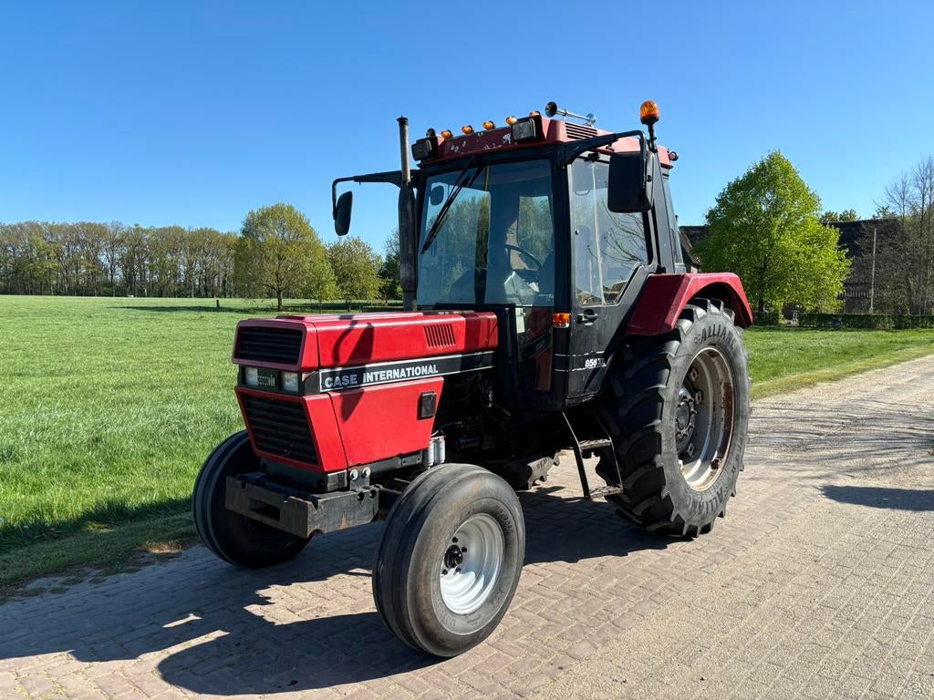 International 856xl met kenteken, Zakelijke goederen, Agrarisch | Tractoren, Ophalen, Gebruikt, 80 tot 120 Pk, Case IH