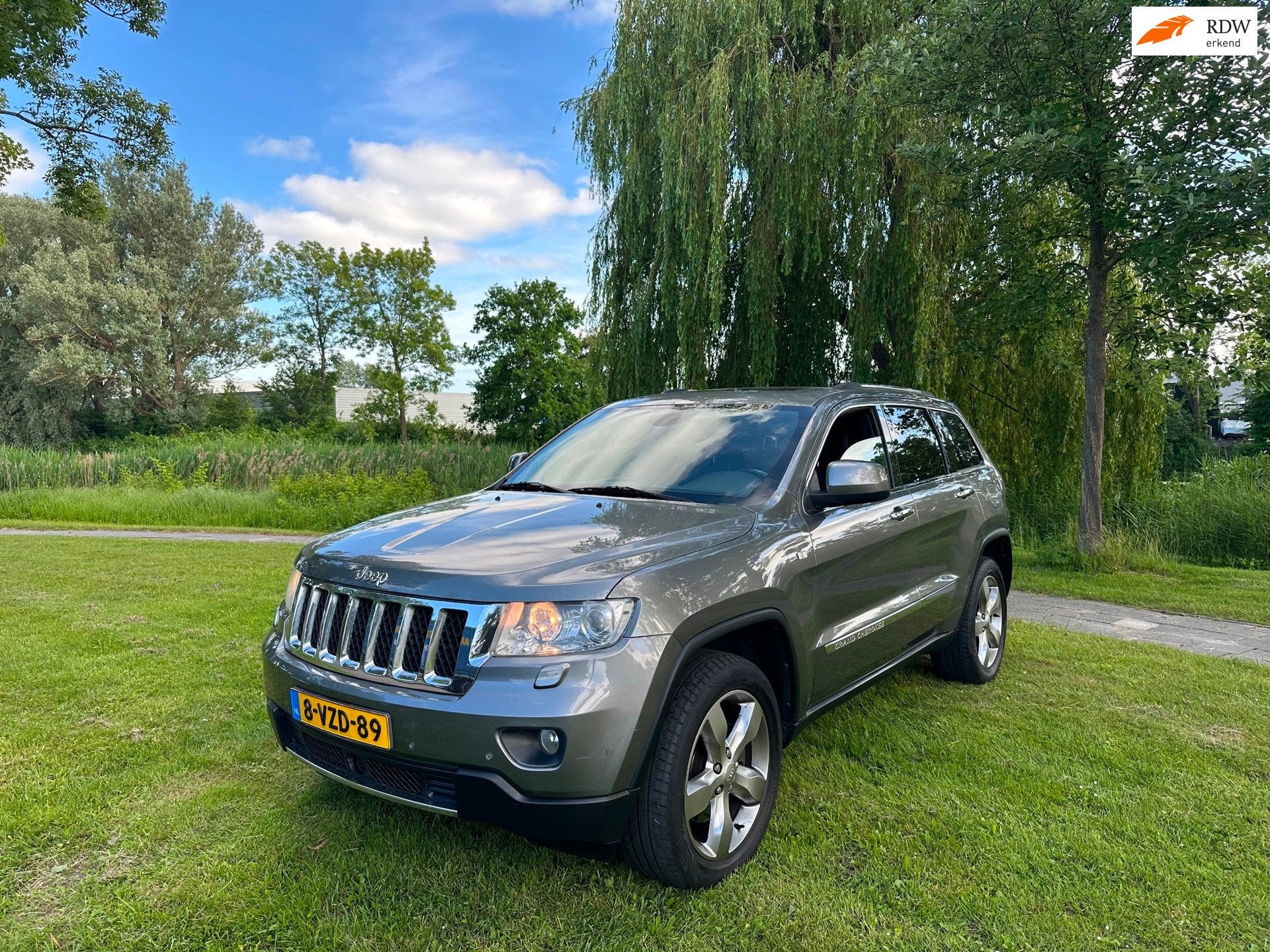 Jeep Grand Cherokee 3.0 CRD Overland Airco Pano XENON 4X4 LE, Auto's, Euro 5, Gebruikt, 2987 cc, Bedrijf
