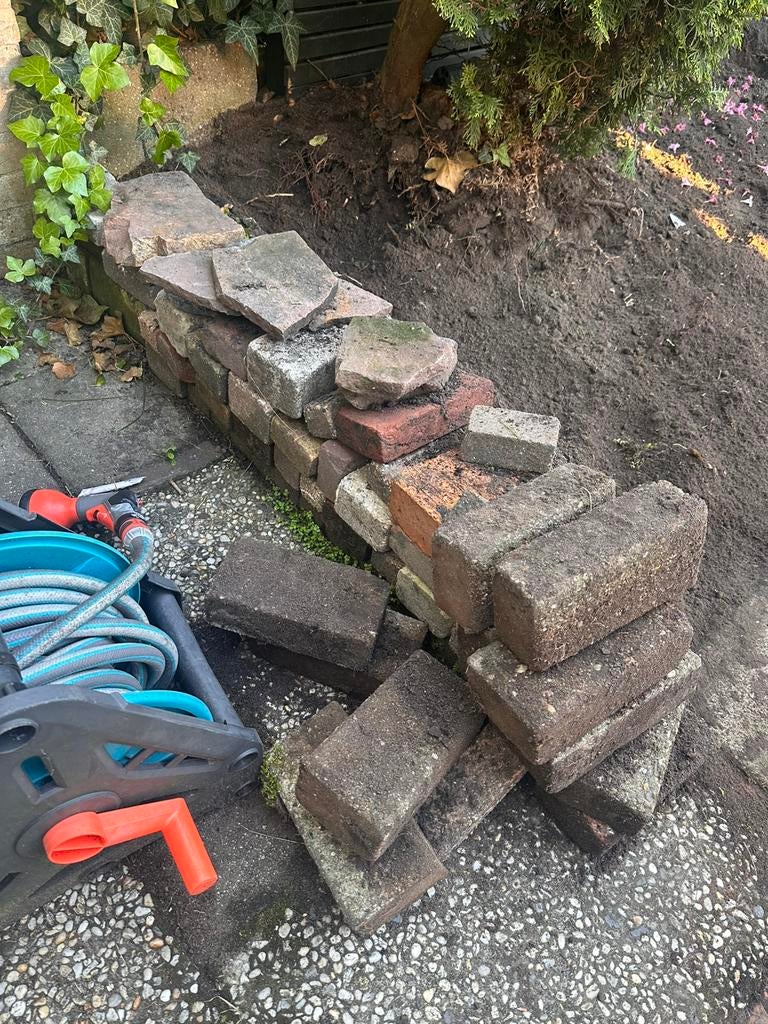 Stenen gratis, Ophalen of Verzenden, Zo goed als nieuw, Beton, Klinkers