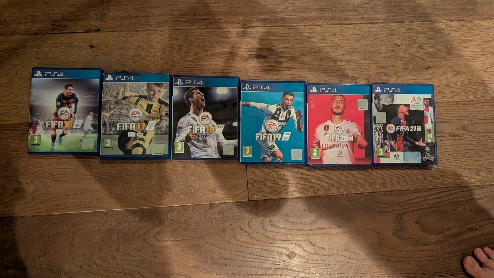 PlayStation 4 spellen Fifa, Battlefield 1 & 5, RDR 2, Ophalen of Verzenden, Zo goed als nieuw