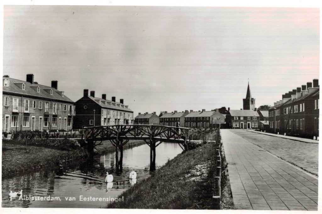 1960 ALBLASSERDAM van Eesterensingel, Ophalen of Verzenden, 1940 tot 1960, Gelopen, Zuid-Holland