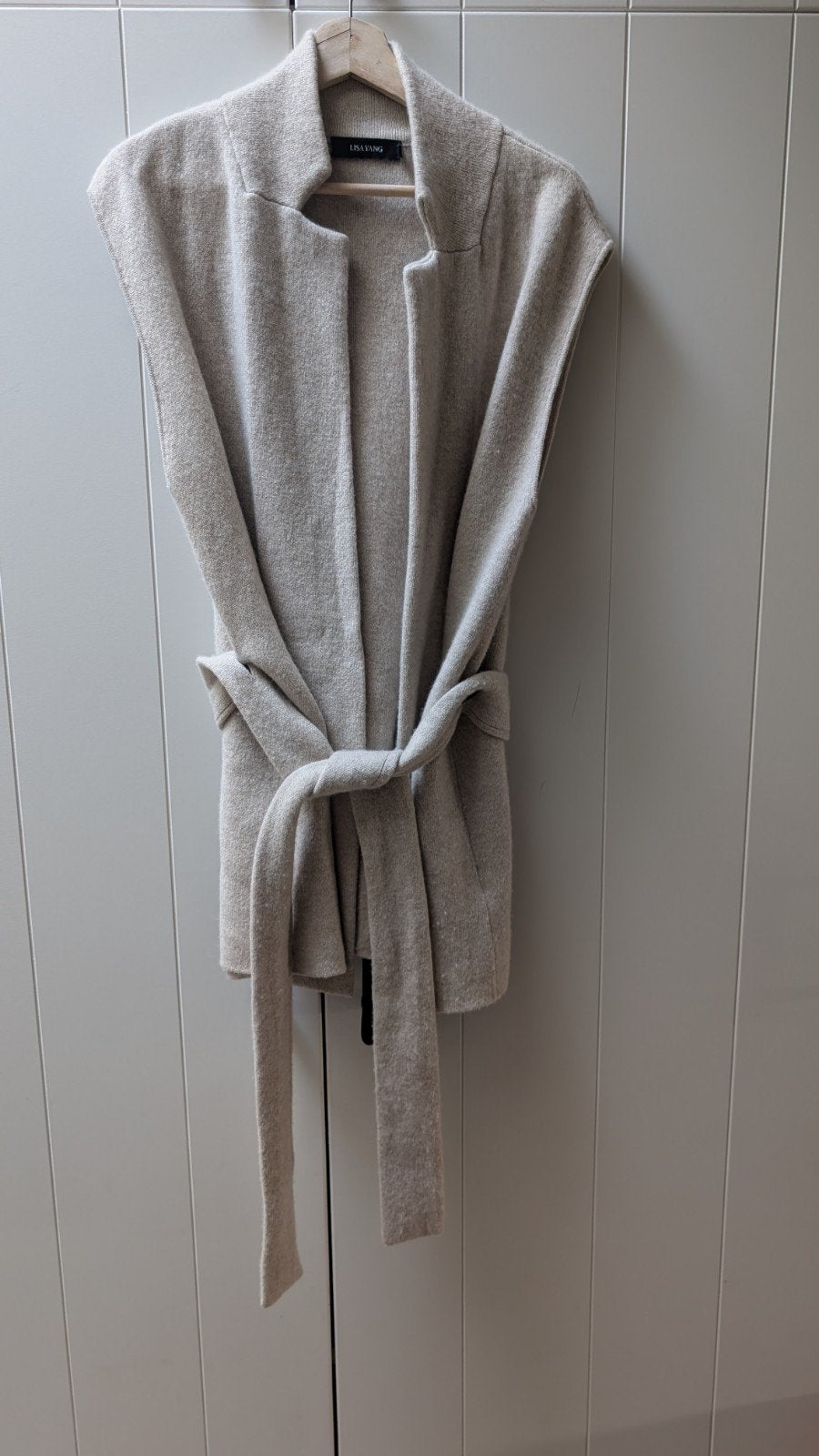 Lisa Yang Cashmere Vest Maat 2, Maat 38/40 (M), Beige, Ophalen of Verzenden, Zo goed als nieuw