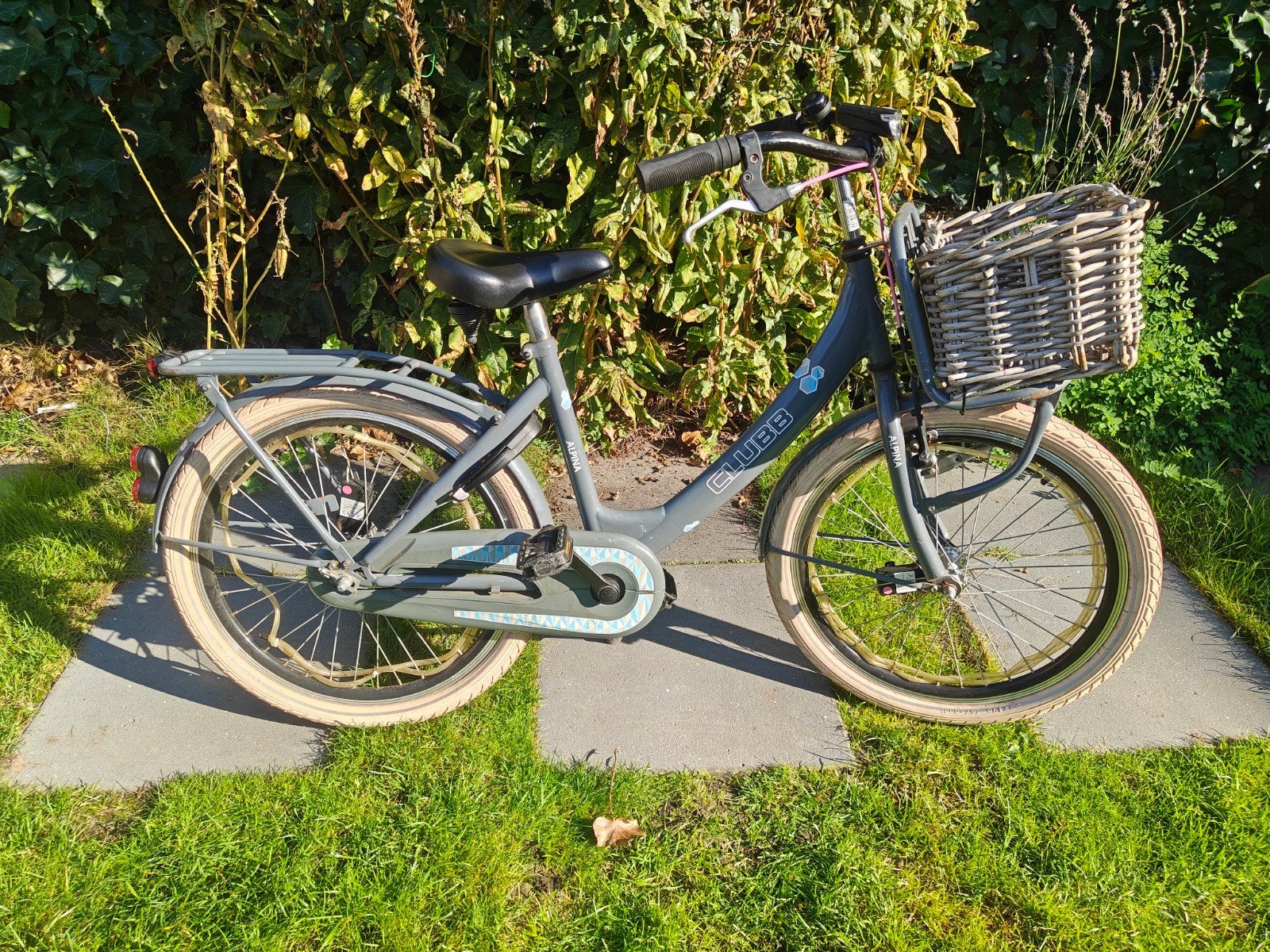 Cortina Meisjesfiets 24 inch - 8-10 jaar, tot 1.40m, Terugtraprem, Cortina U4 transportfiets, Ophalen of Verzenden, Gebruikt