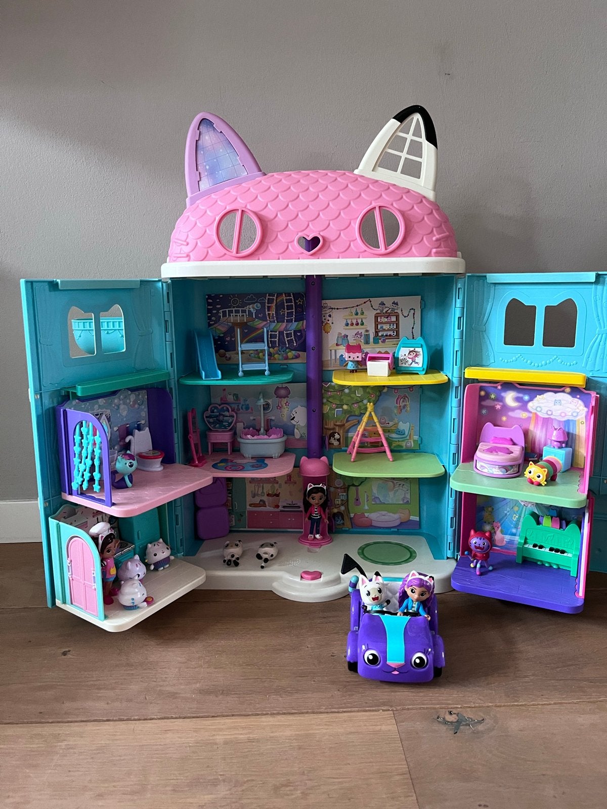 Gabby's Poppenhuis met accessoires en figuren, Kinderen en Baby's, Speelgoed | Overig, Ophalen, Zo goed als nieuw, Meisje