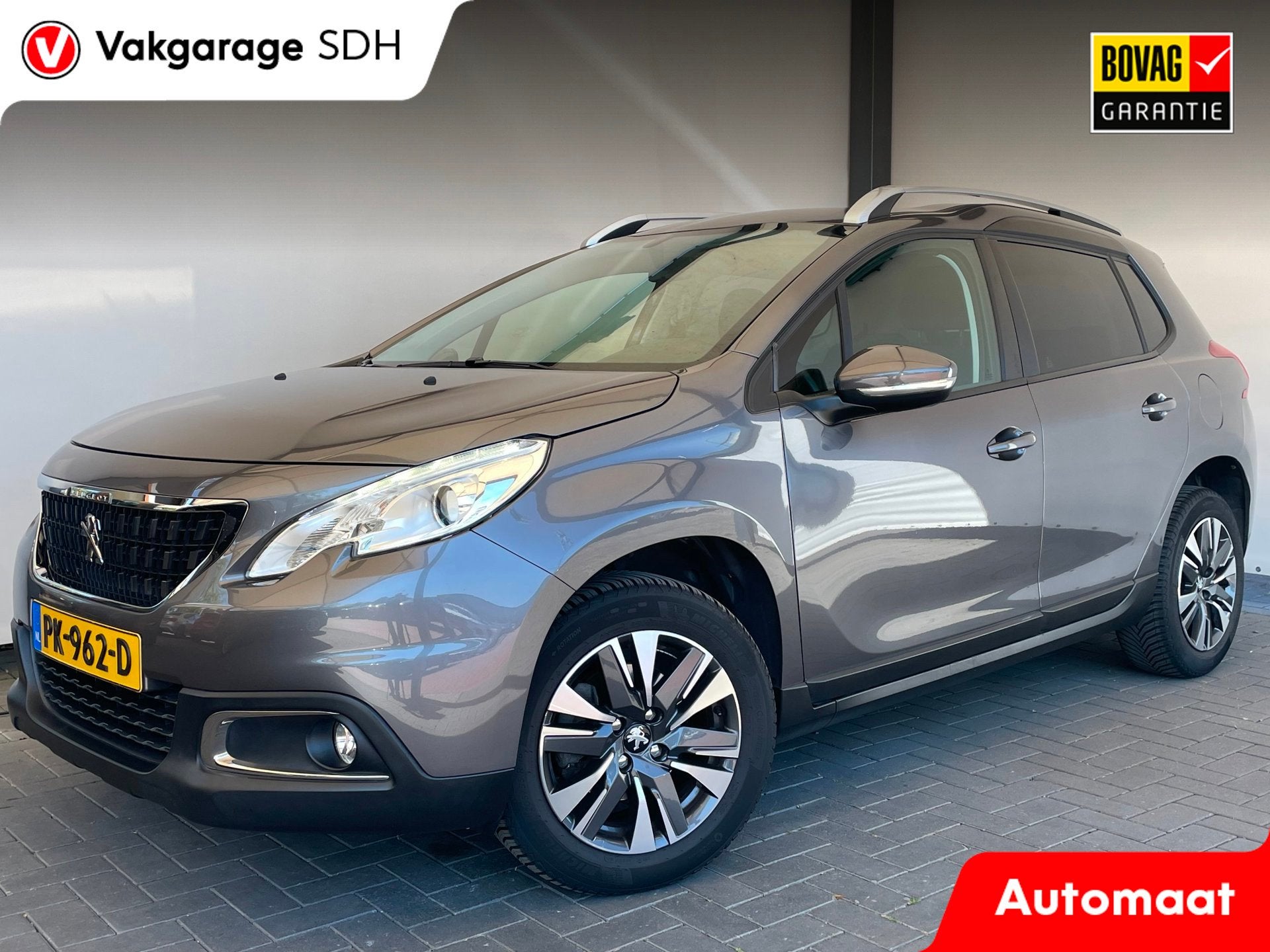 Peugeot 2008 1.2 PureTech Active|Automaat|Navigatie|Cruise C, Auto's, 1199 cc, 610 kg, 49 €/maand, Bedrijf