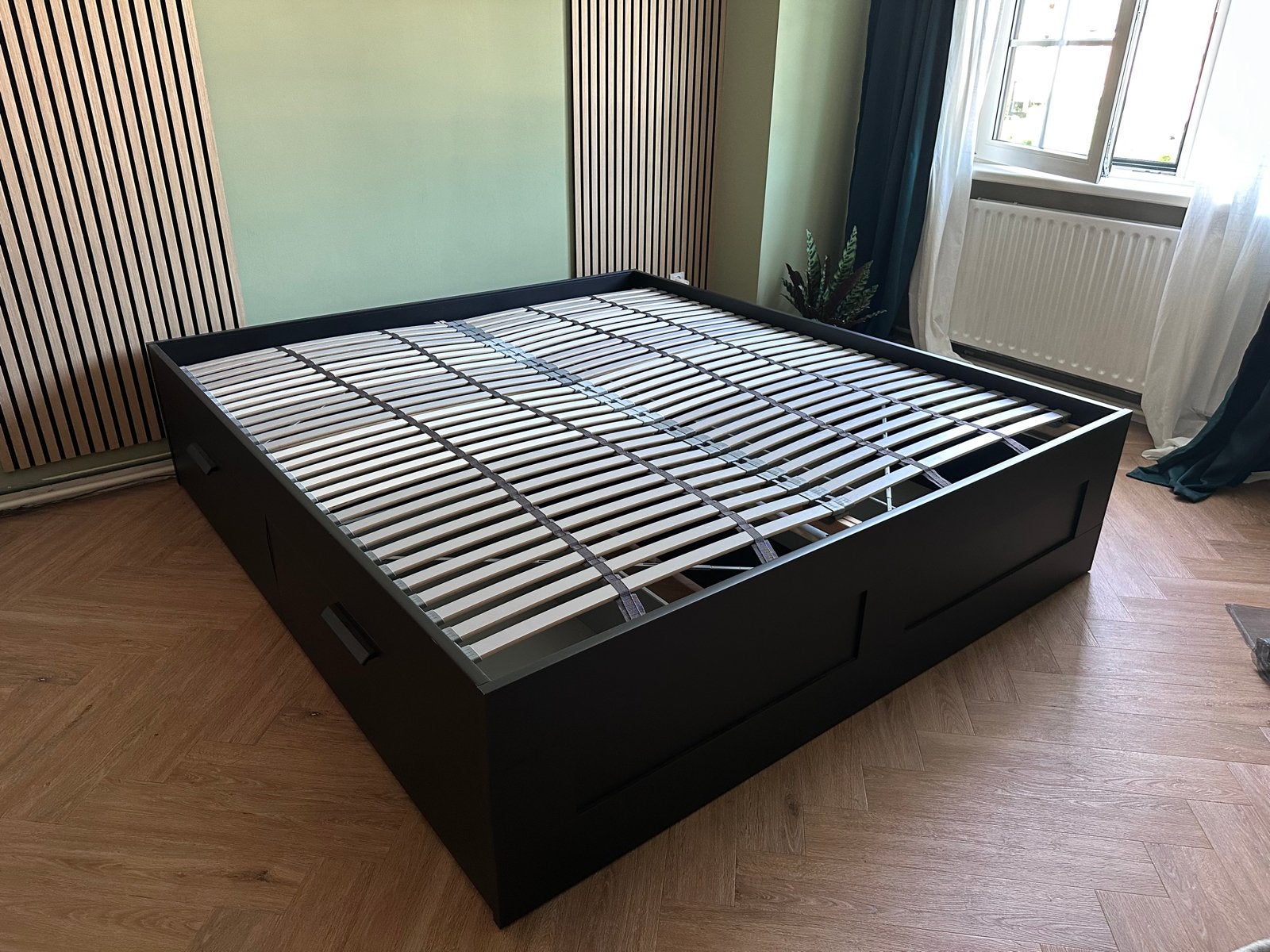 IKEA Brimnes bed 180x200 met hoofdeinde + 2 Kullen nachtkast, Ophalen, Gebruikt, Zwart, Tweepersoons