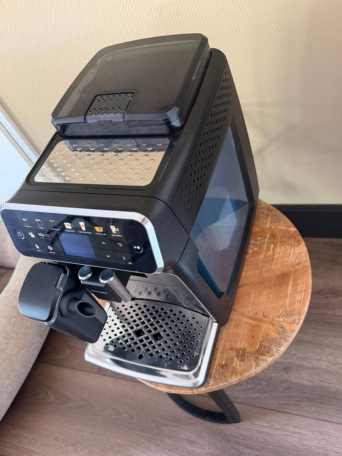 Philips 5400 EP5447/90 LatteGo, Witgoed en Apparatuur, Ophalen of Verzenden, Zo goed als nieuw, Koffiemachine, Koffiebonen