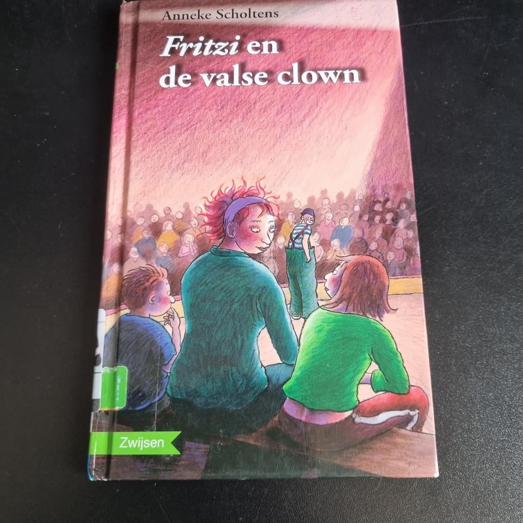 Fritzi en de valse clown - Anneke Scholtens - zoeklicht, Ophalen of Verzenden, Gelezen