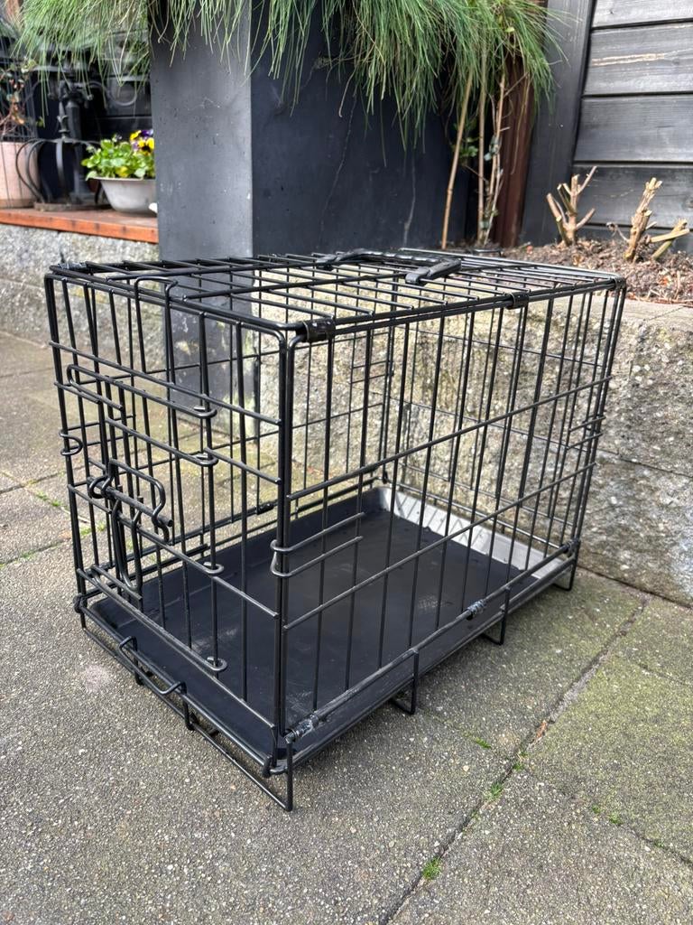 Honden benche, Dieren en Toebehoren, Ophalen, Zo goed als nieuw