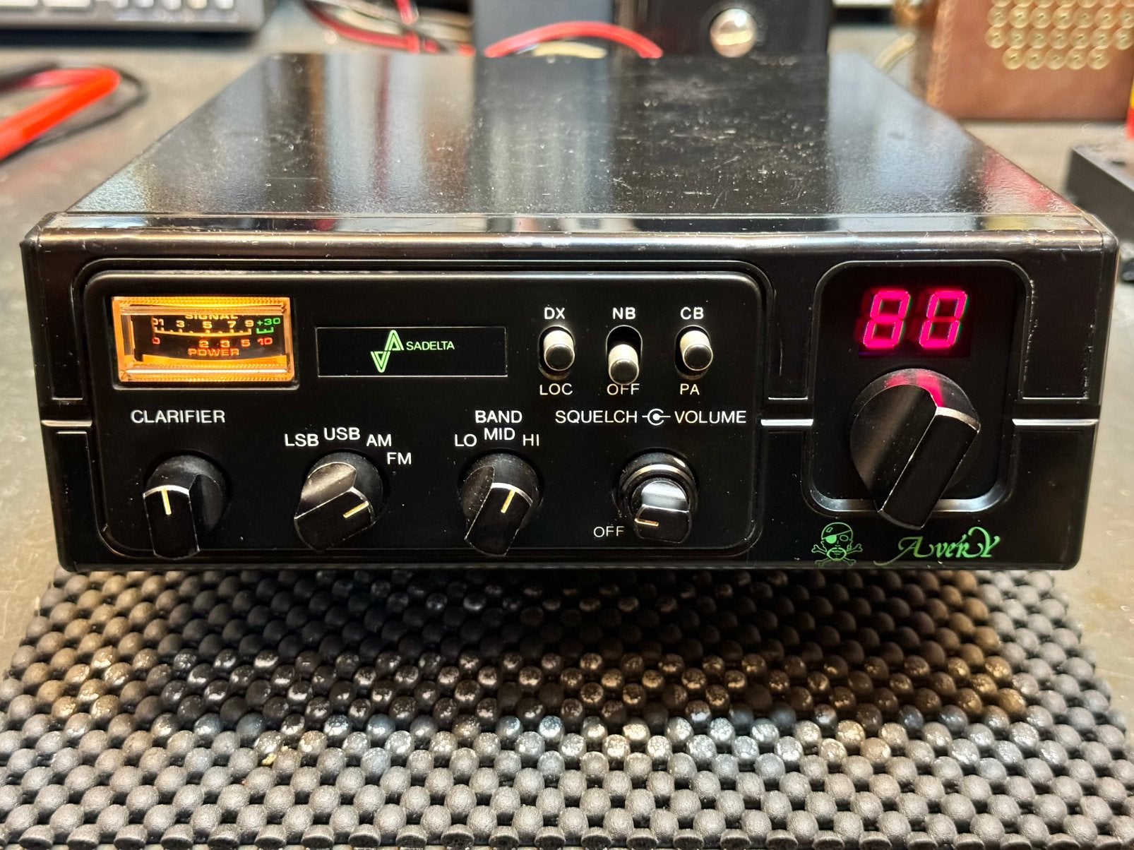 27 mc verz item sadelta avery allmode 120 ch pr incl vzk, Ophalen of Verzenden, Zender en Ontvanger