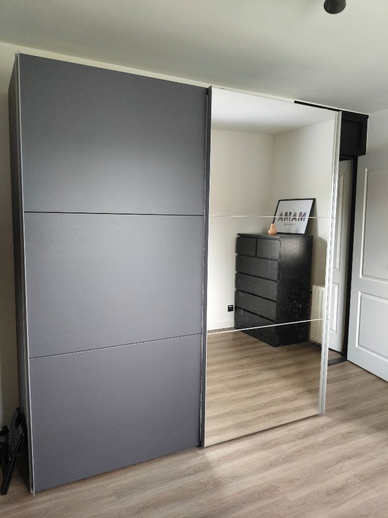 Kledingkast antraciet met 2 schuifdeuren - 200x69x215, 200 cm of meer, Zo goed als nieuw, 200 cm of meer, 50 tot 75 cm