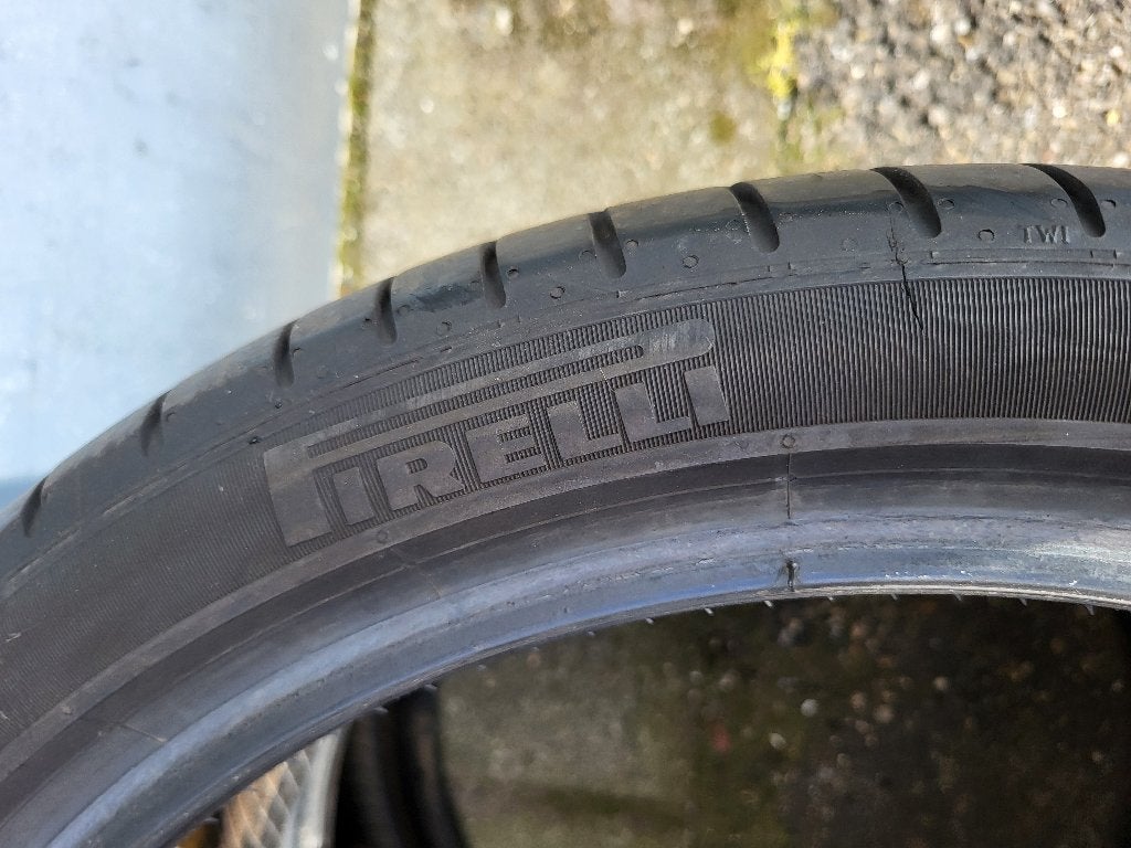 2 x 255/35/19 Pirelli Pzero Runflat 6mm profiel 150,- ALL IN, Auto-onderdelen, 19 inch, 255 mm, Ophalen of Verzenden, Band(en)