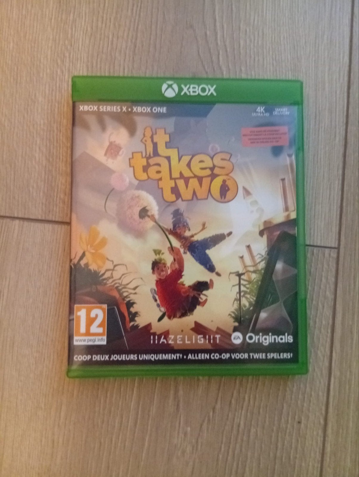 It Takes Two - Xbox Series X | Xbox One Game, Spelcomputers en Games, Ophalen of Verzenden, Zo goed als nieuw