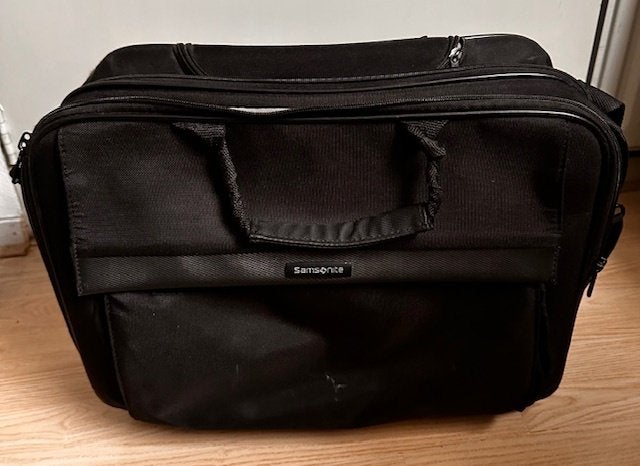 Samsonite Laptop Trolley  – Handige Laptoptas op Wielen, Computers en Software, Laptoptassen, Gebruikt, Trolleytas, 17 inch of meer