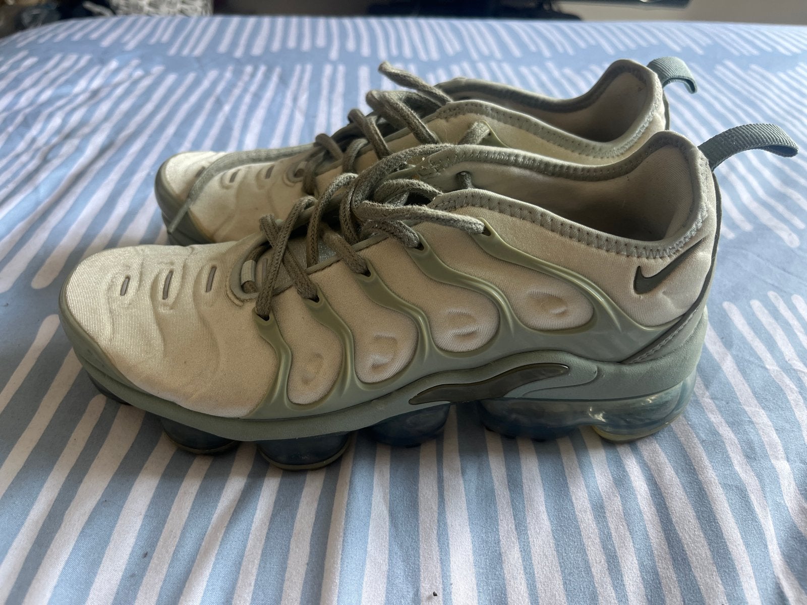 Nike Air Vapormax Plus - Maat 38.5 - Zo goed als nieuw, Ophalen, Zo goed als nieuw, Groen, Sneakers of Gympen