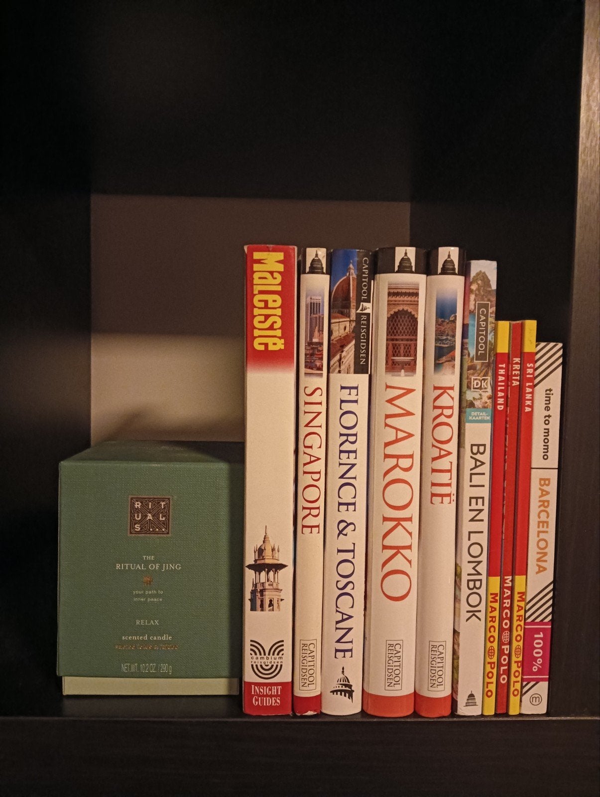 Set diverse reisgidsen (o.a. Capitool, Marco Polo), koopje, Gelezen, Capitool, Europa, Ophalen of Verzenden