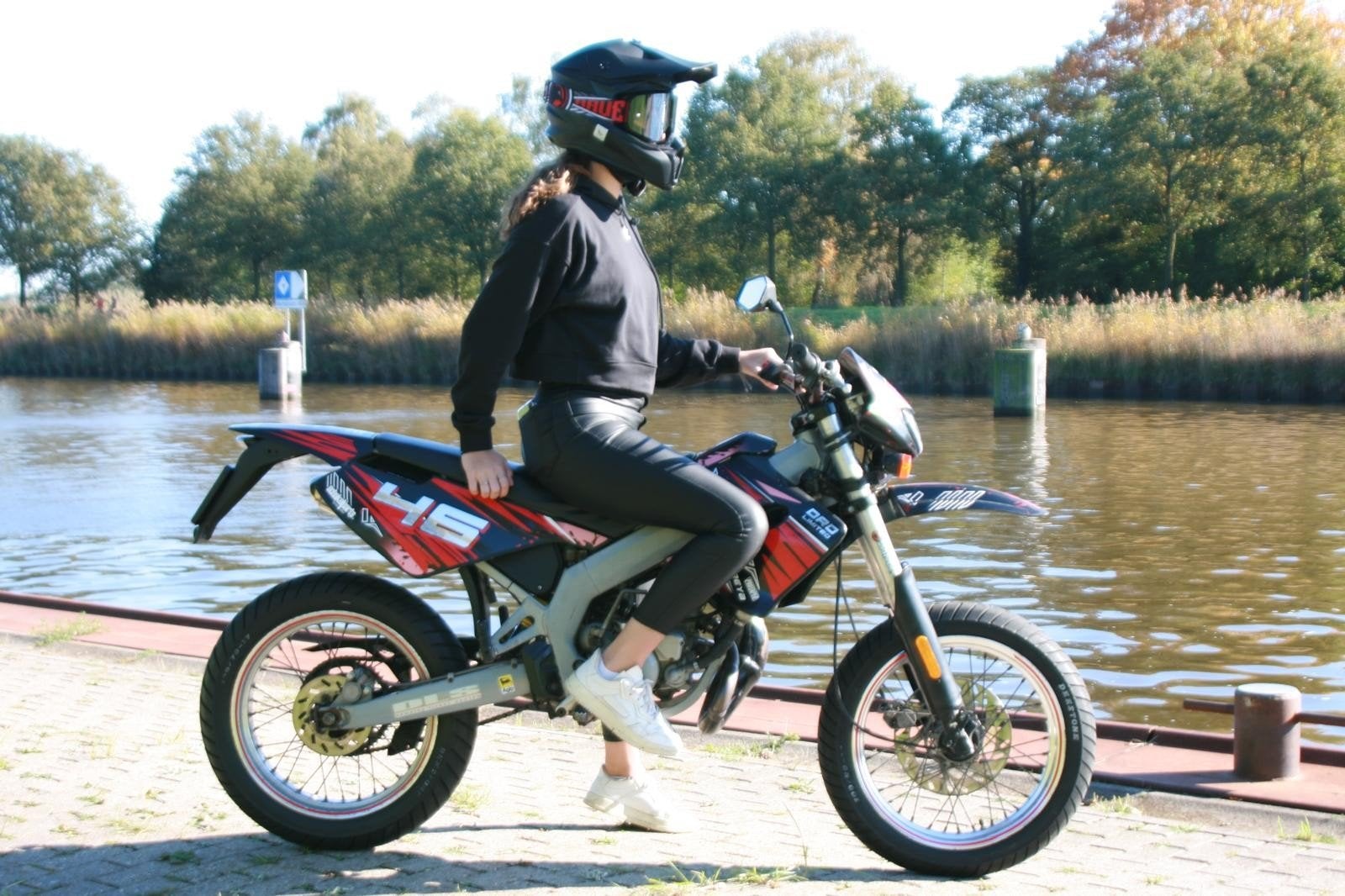 Derbi Senda uit 2008 - Motorisch 100% in orde, Fietsen en Brommers, Brommers | Derbi, Gebruikt, Maximaal 45 km/u, Ophalen