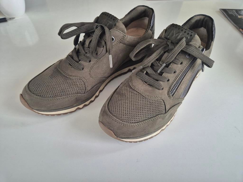 Sneakers Marco Tozzi, Kleding | Dames, Ophalen of Verzenden, Groen, Sneakers of Gympen, Zo goed als nieuw