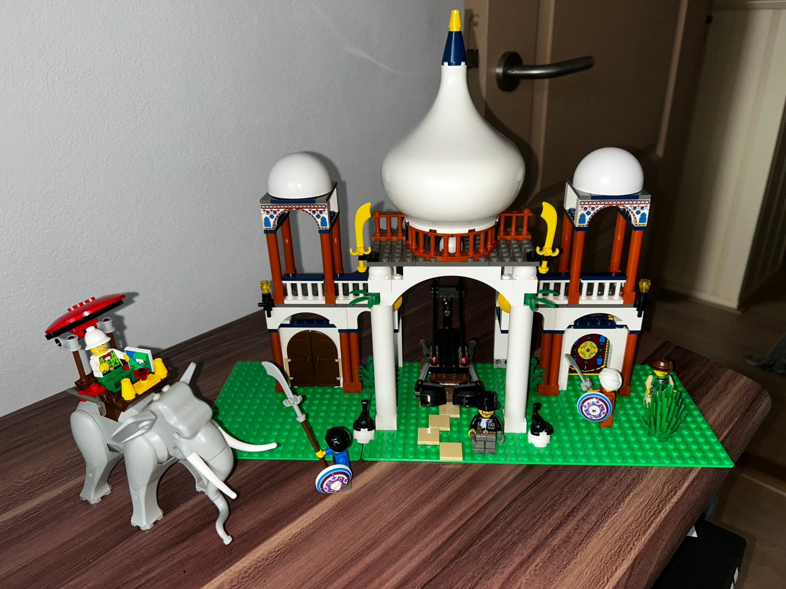 Lego 7418 Adventurers Orient Expedition Scorpion Palace, Kinderen en Baby's, Speelgoed | Duplo en Lego, Ophalen of Verzenden, Zo goed als nieuw