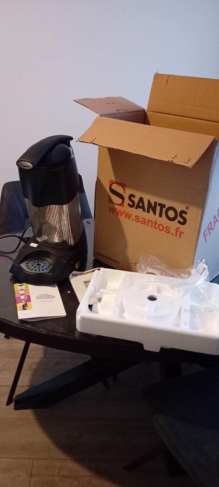 Santos Evolution citruspers/sinaasappelpers (nieuw in doos), Witgoed en Apparatuur, Ophalen of Verzenden, Nieuw, Elektrisch, Citruspers