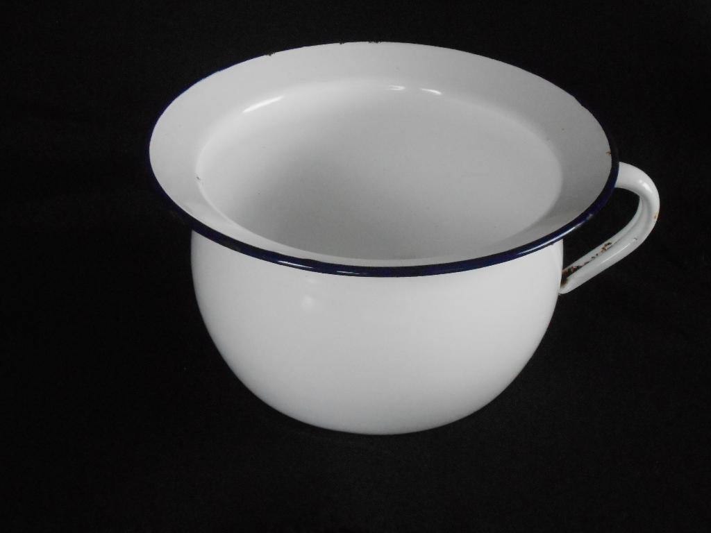 Emaille po wit met blauwe rand ( 24 ), Ophalen