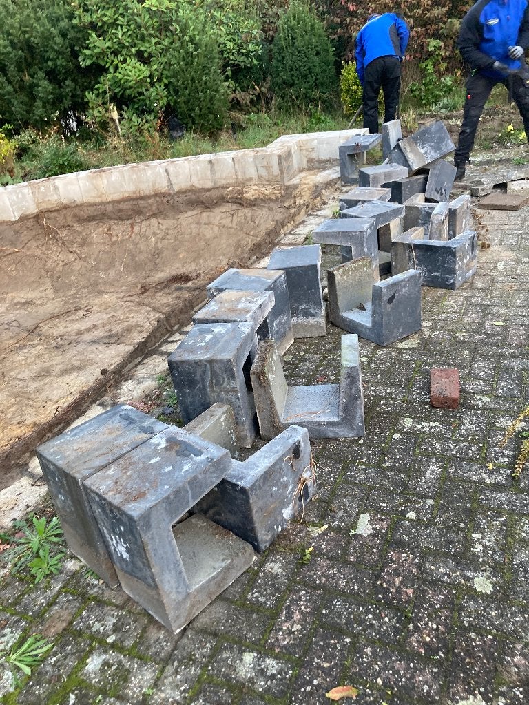 Tafelstenen en beton bestrating, Tuin en Terras, Ophalen, Gebruikt, 10 m² of meer, Beton