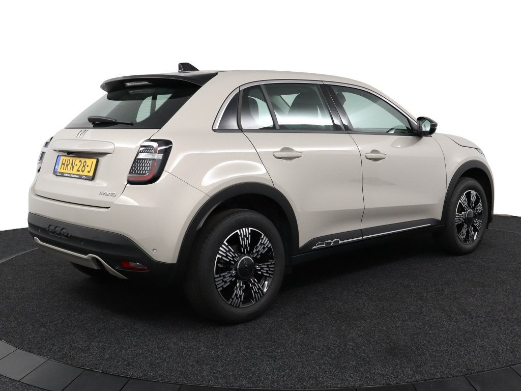 Fiat 600 1.2 Hybrid Urban (bj 2025, automaat), Auto's, Gebruikt, 1199 cc, 620 kg, Origineel Nederlands