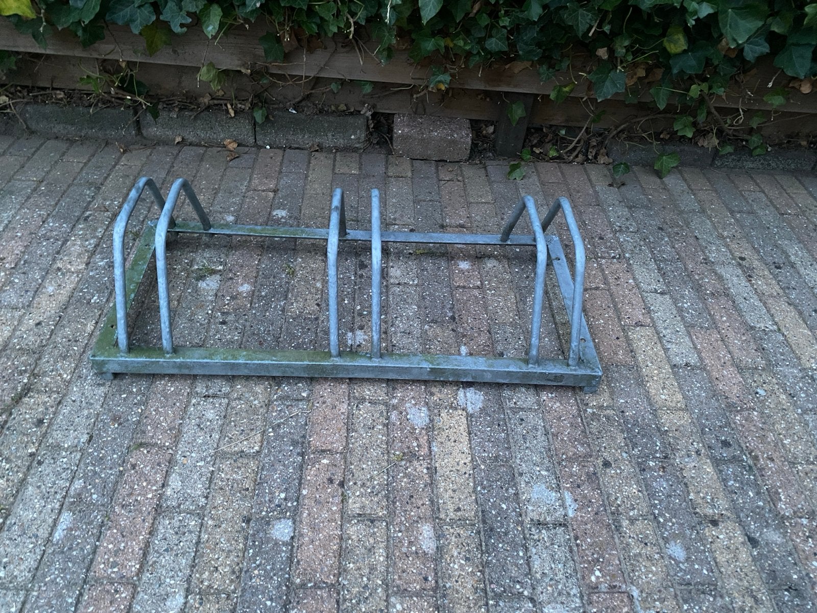 Stevige fietsenrek voor 3 fietsen, Fietsen en Brommers, Fietsaccessoires | Fietsenrekken, Ophalen, Gebruikt