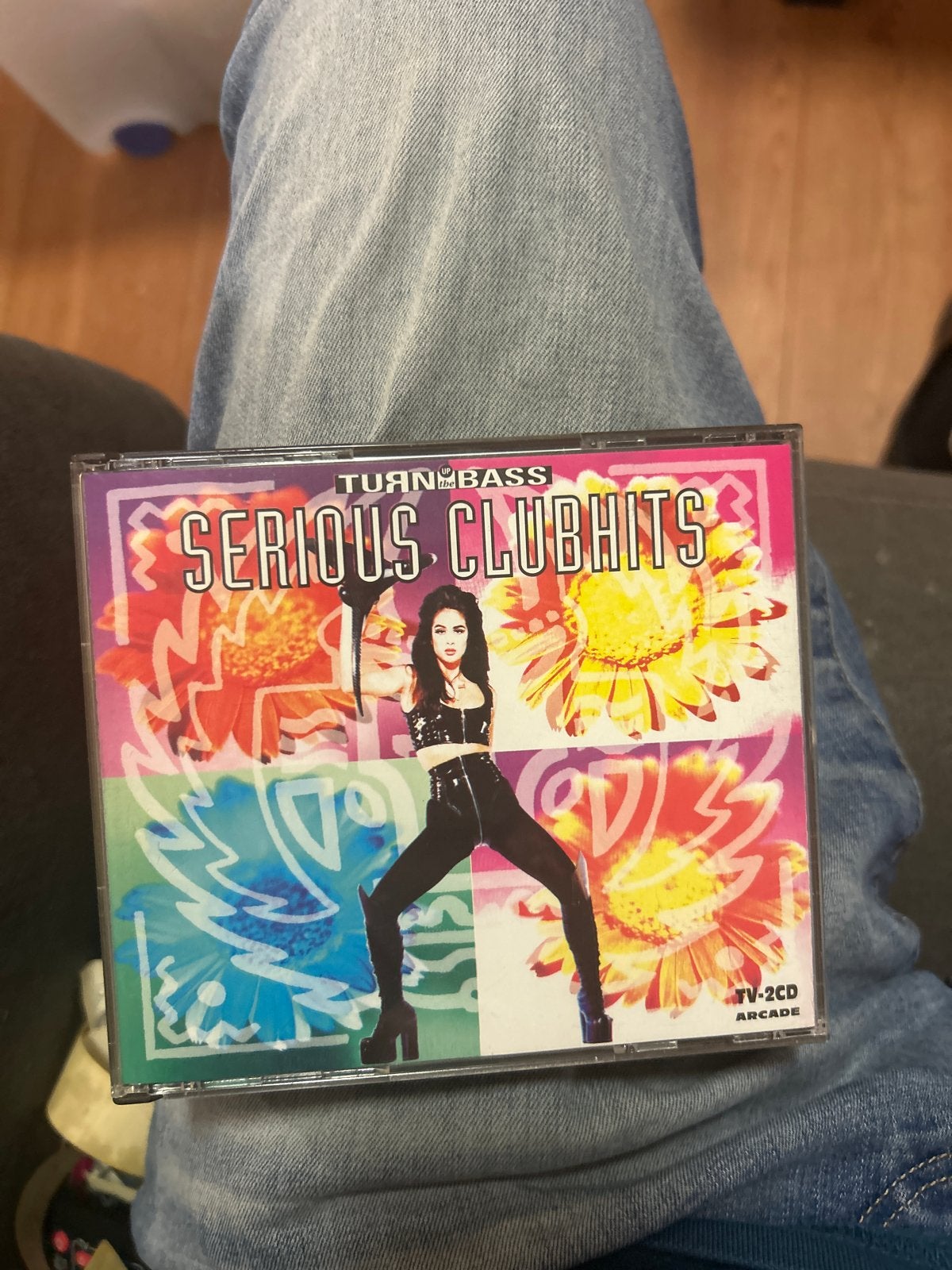 Turn Up The Bass Serious Clubhits - 2CD Dance Compilation, Cd's en Dvd's, Cd's | Dance en House, Zo goed als nieuw, Dance, Verzamelalbum