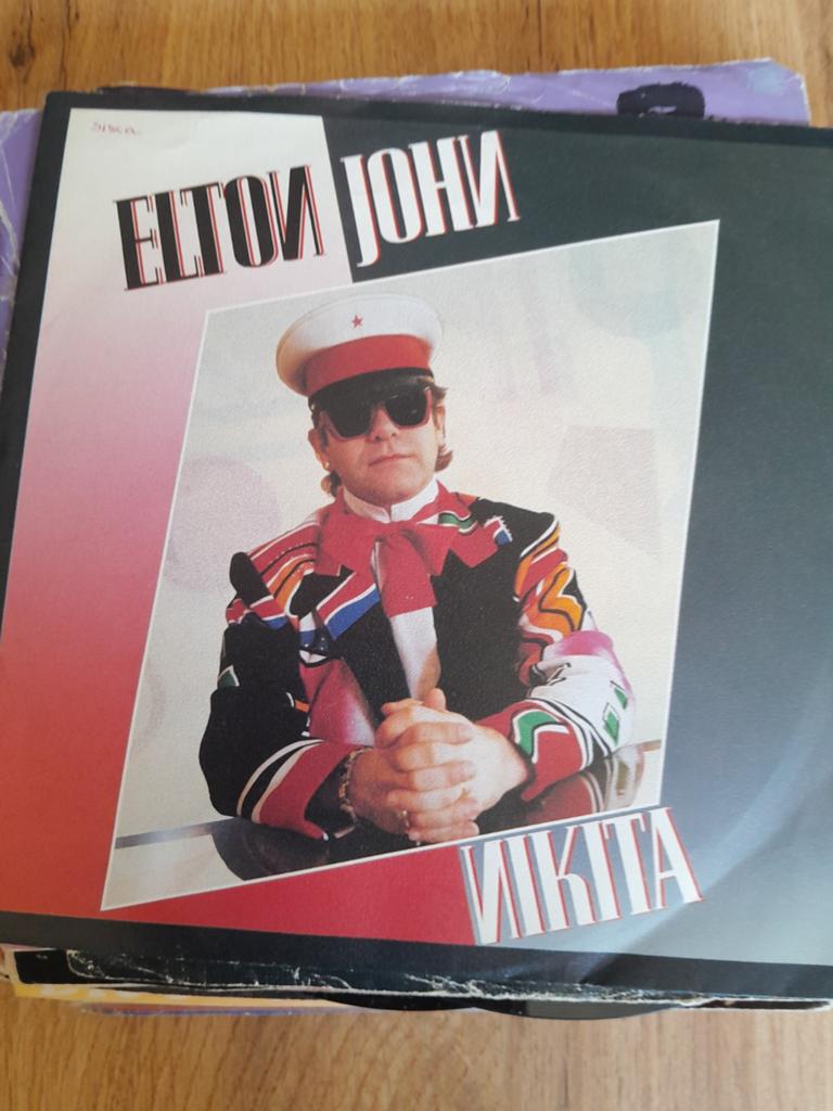 Elton john 7 inch nikita, Ophalen of Verzenden, Zo goed als nieuw, Pop