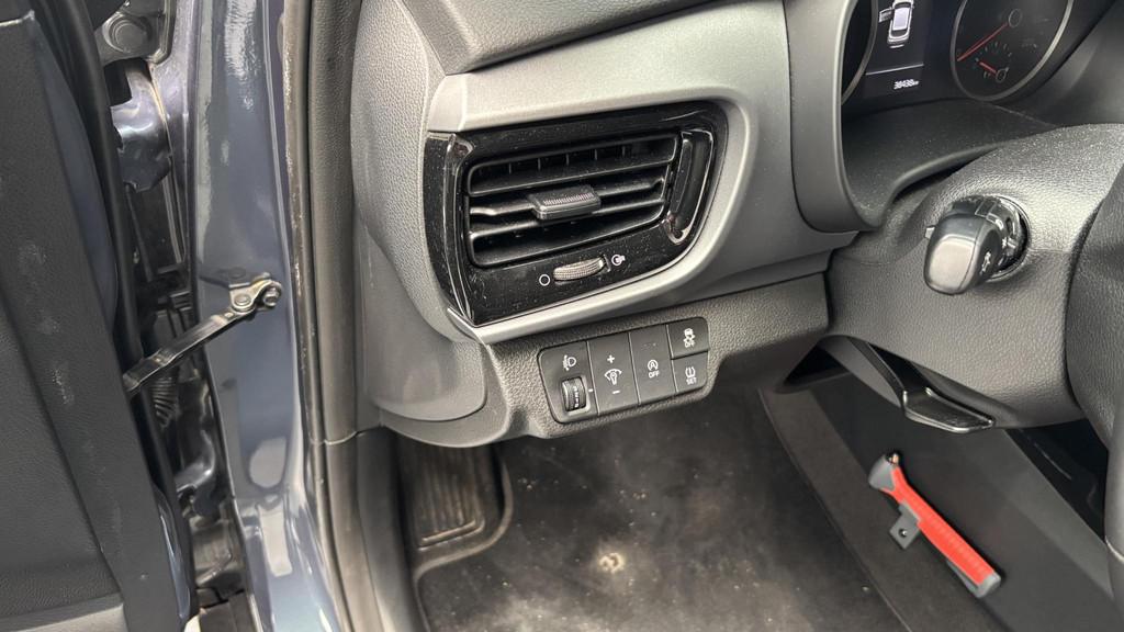 Kia Stonic 1.0 T-GDi MHEV DynamicPlusLine Trekhaak Dealerond, Gebruikt, Euro 6, Blauw, 49 €/maand