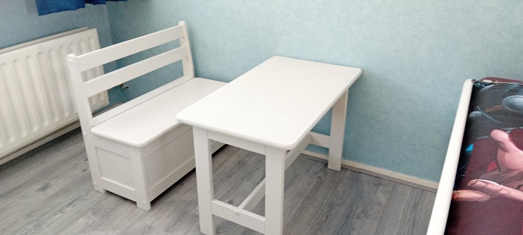 Peuter bankje (met klep met opbergruimte) en tafeltje, Ophalen, Gebruikt, Tafel(s) en Stoel(en)