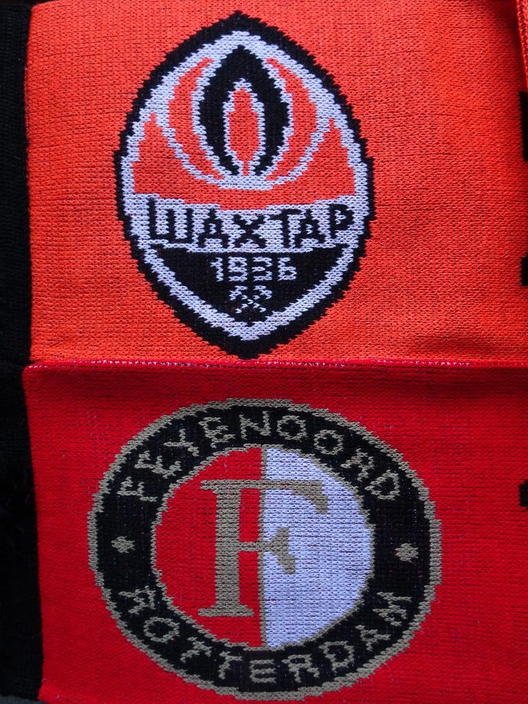 sjaal Shakhtar Donetsk - Feyenoord, Ophalen of Verzenden, Nieuw, Feyenoord, Vaantje of Sjaal