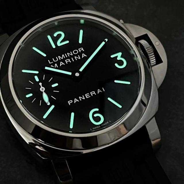 Panerai Luminor Marina PAM00111, 44mm, safierglas, zeer betr, Ophalen of Verzenden, Zo goed als nieuw, Leer, Overige merken