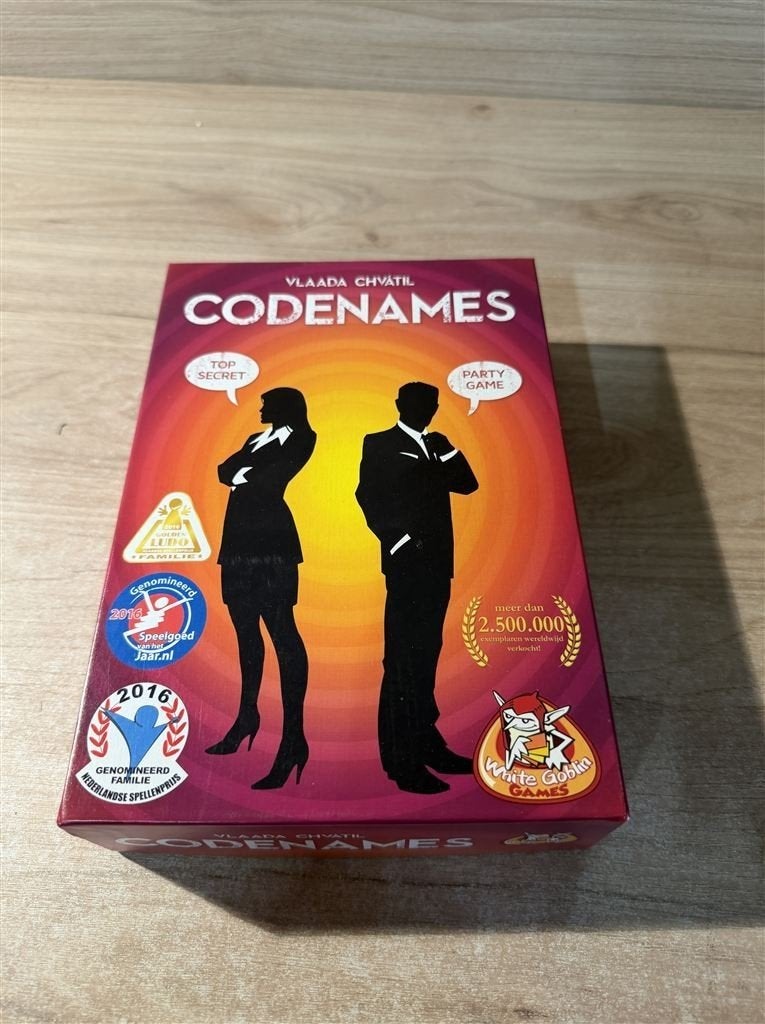 Codenames - S7129, Verzenden, Zo goed als nieuw