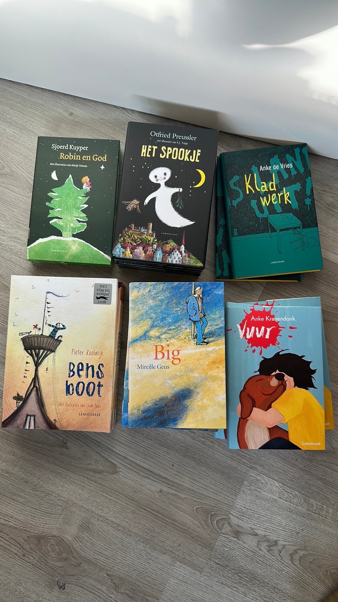 Partij kinderboeken, Ophalen, Nieuw