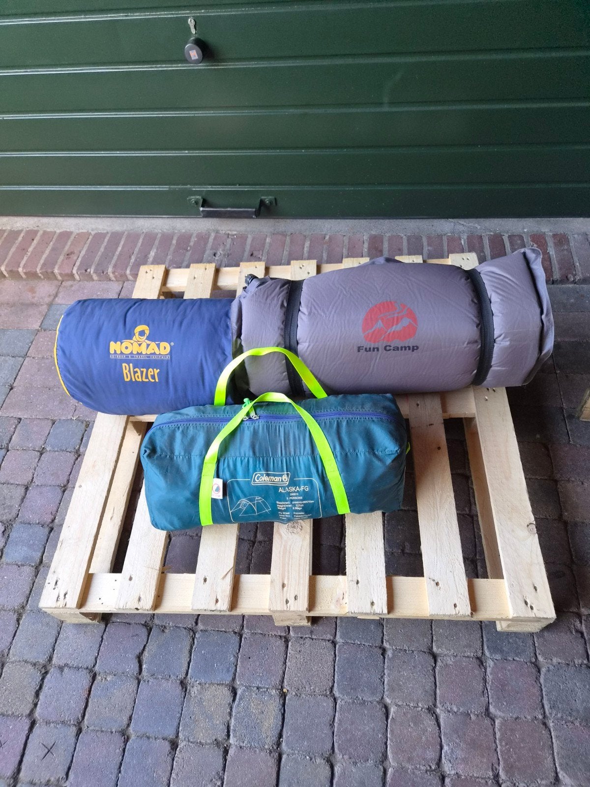 kampeer set, Coleman, Nomad, Fun Camp., Caravans en Kamperen, Ophalen, Zo goed als nieuw