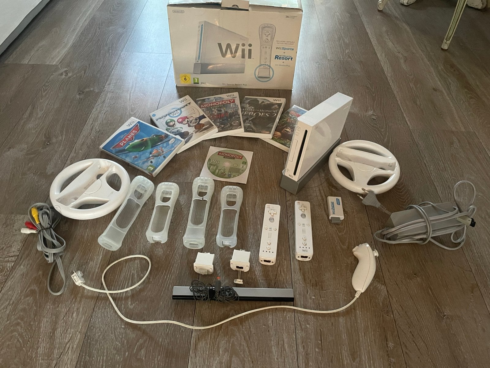 Complete Nintendo Wii bundel met games en accessoires, Spelcomputers en Games, Ophalen of Verzenden, Zo goed als nieuw, Met 3 controllers of meer