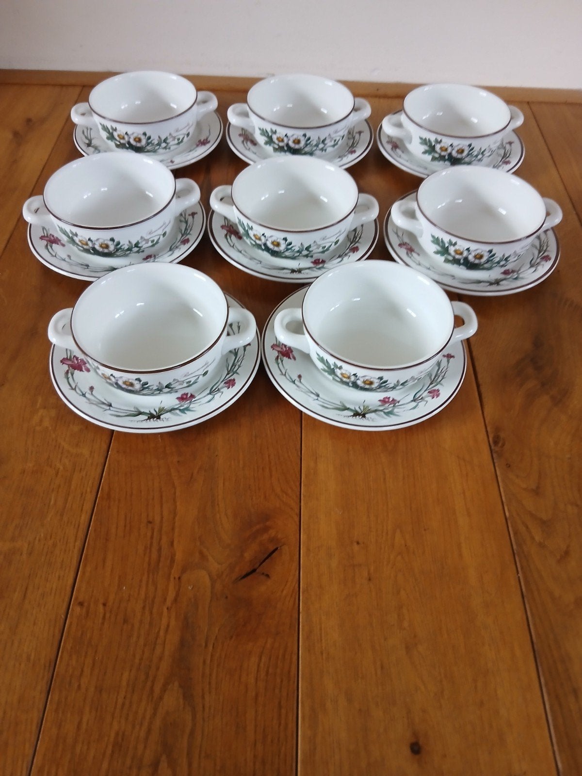 8 Villeroy & Boch Botanica soepkommen met schotels, Ophalen of Verzenden, Zo goed als nieuw, Kom(men), Overige stijlen