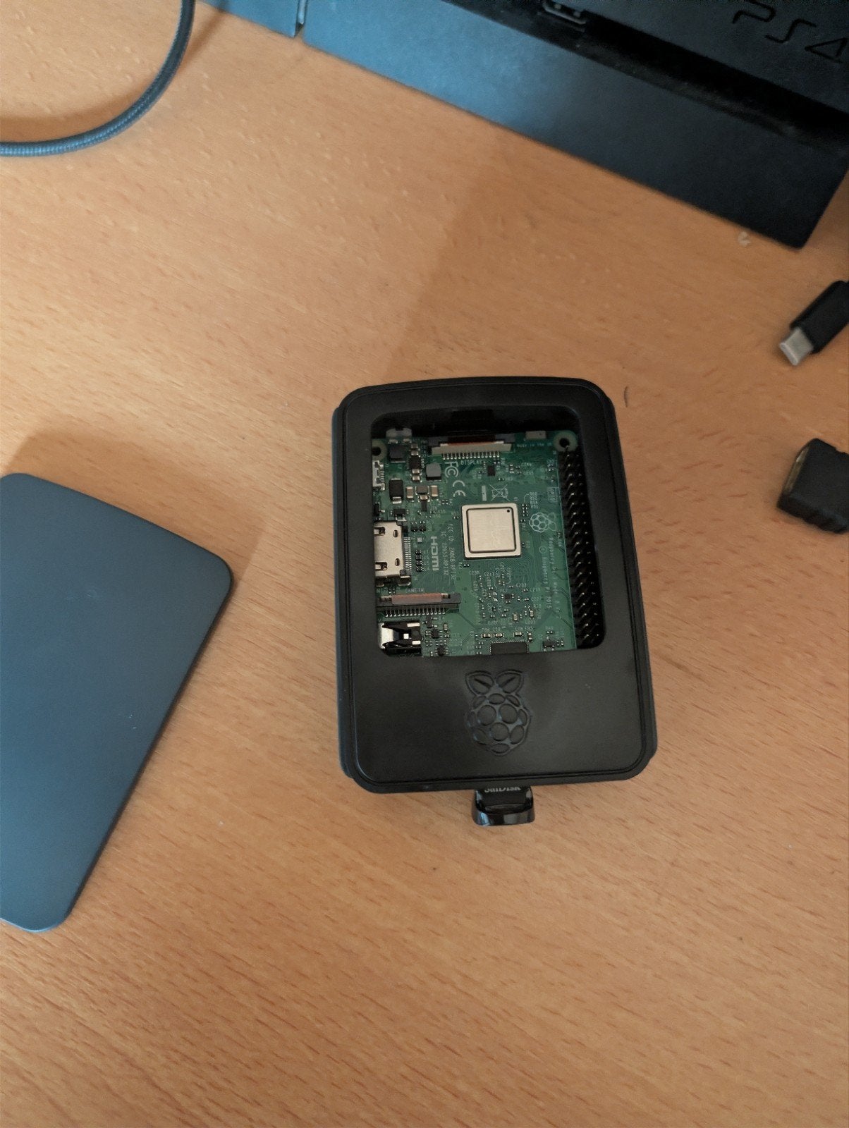 Raspberry Pi 3 Model B met behuizing en Sandisk 32gb USB, Ophalen