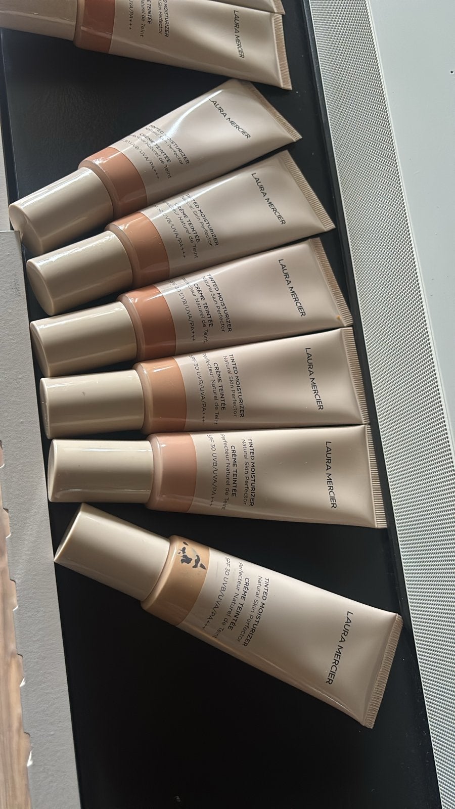 Laura Mercier Tinted Moisturizer - Diverse tinten, Overige kleuren, Nieuw, Make-up, Verzenden