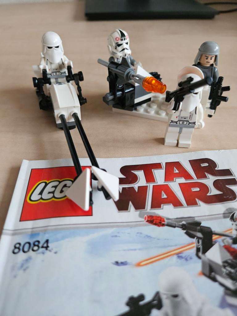 Lego 8084 starwars snowtrooper battle, Kinderen en Baby's, Speelgoed | Duplo en Lego, Ophalen of Verzenden, Zo goed als nieuw