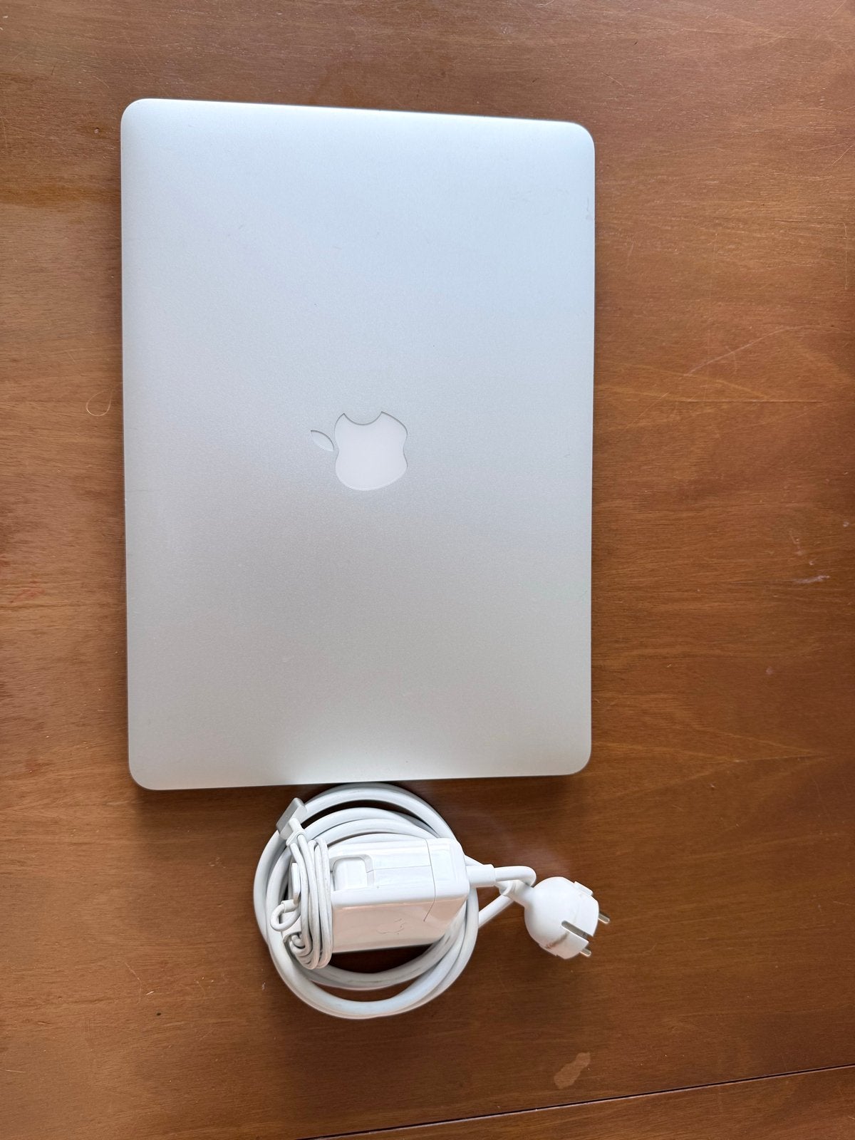 Apple MacBook Air A1466 - 4GB RAM, 128GB SSD, Computers en Software, Apple Macbooks, Ophalen, 2 tot 3 Ghz, Qwerty, 13 inch