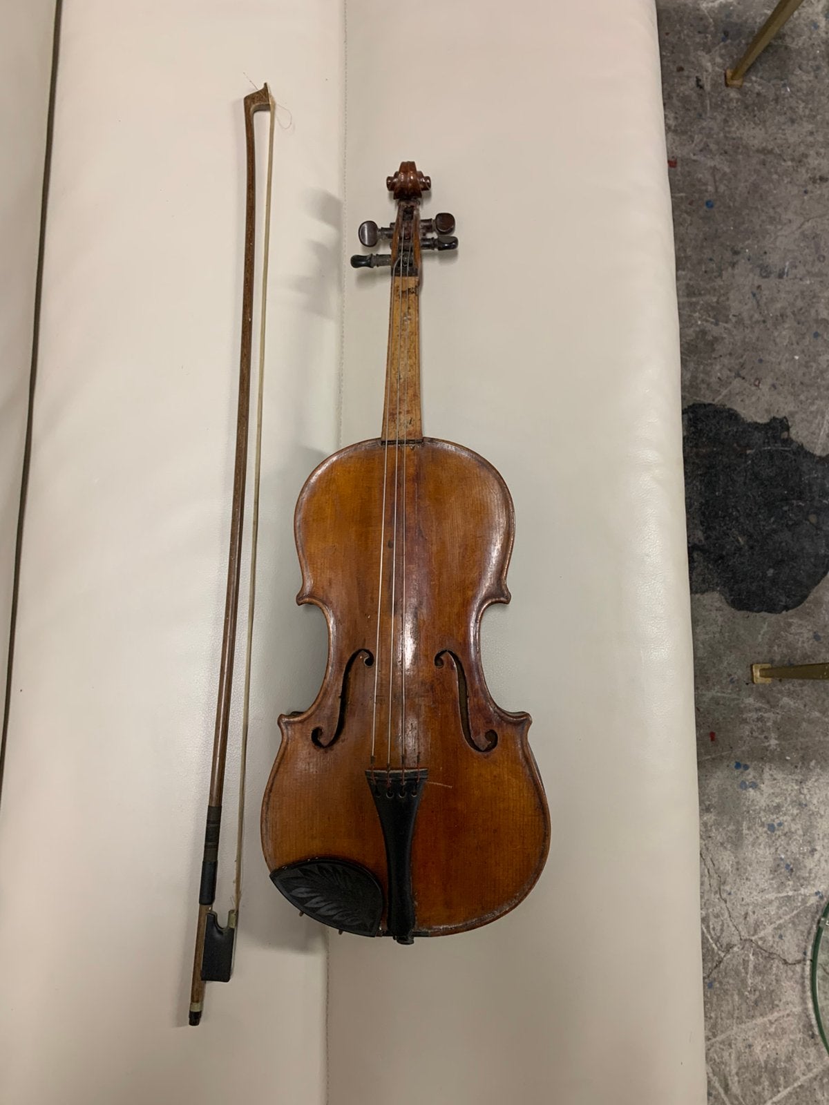 Viool oude antieke viool met wat herstel werk, Muziek en Instrumenten, Ophalen of Verzenden, Zo goed als nieuw, 4/4-viool