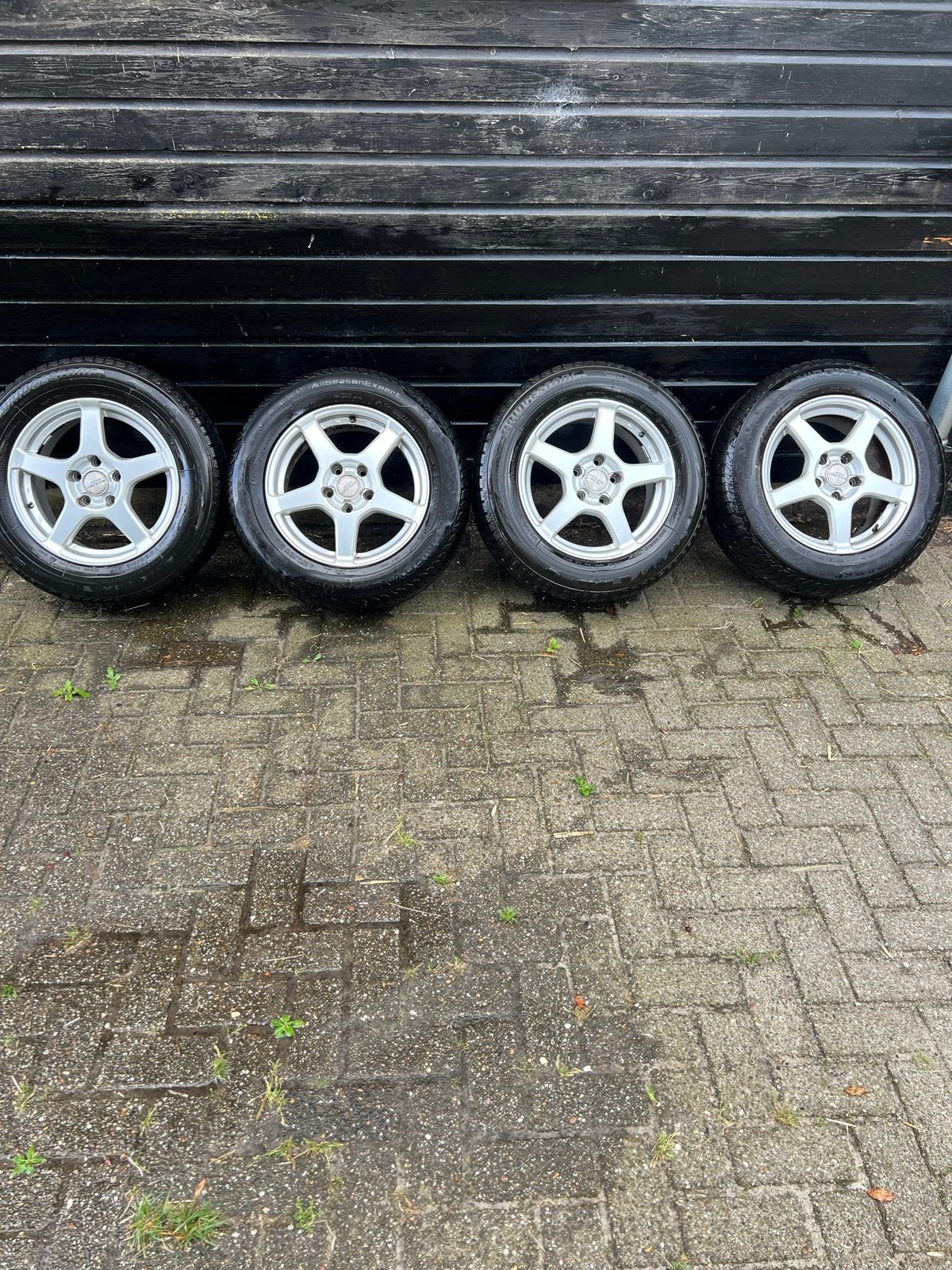 Velgen met All Season banden voor Nissan X-Trail, Auto-onderdelen, Banden en Velgen, 16 inch, Banden en Velgen, Ophalen of Verzenden