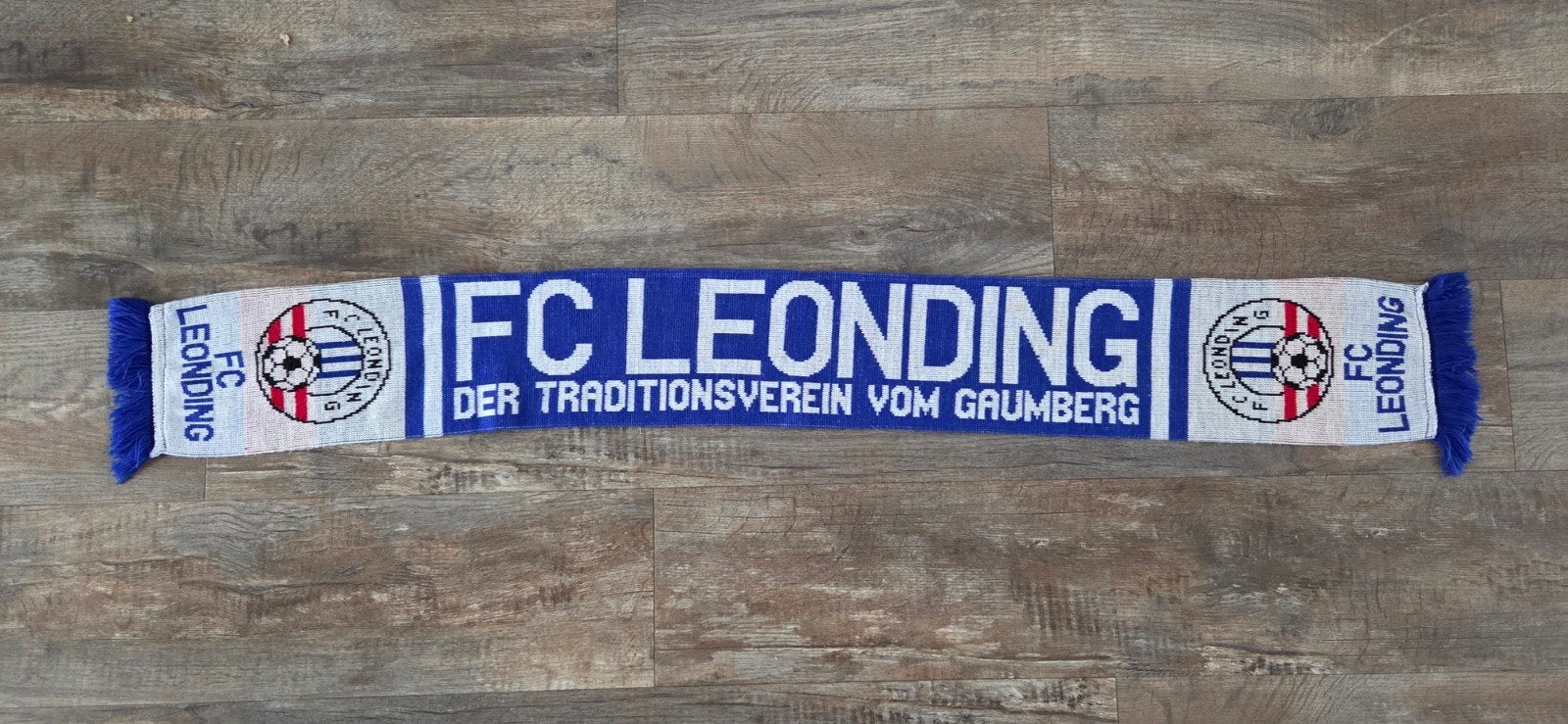 Sjaal FC Leonding, Verzamelen, Sportartikelen en Voetbal, Ophalen of Verzenden, Zo goed als nieuw, Buitenlandse clubs, Vaantje of Sjaal