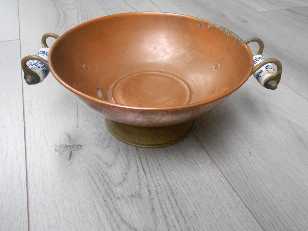 Schaal rood koper, op voet geel koper leuk voor bloemstuk, Ophalen, Koper