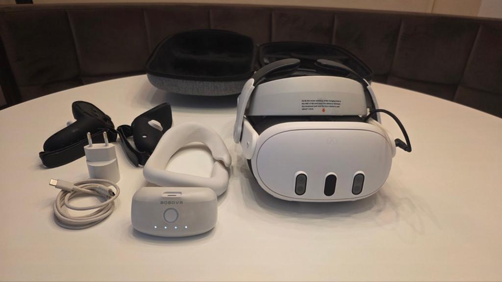 Meta quest 3 met accessoires en travelcase (€450), Spelcomputers en Games, Virtual Reality, Ophalen, Zo goed als nieuw, Overige platformen